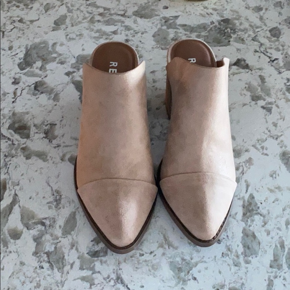 Heeled mules